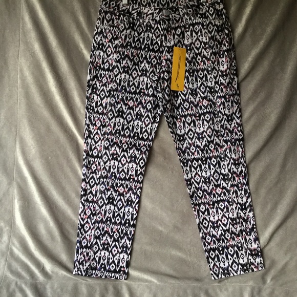 Lole Jolie Stretch Capri Pants Size 6 NWT - Picture 3 of 8